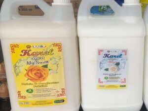 Pelicin dan Pengharum Pakaian Dirigen 5L